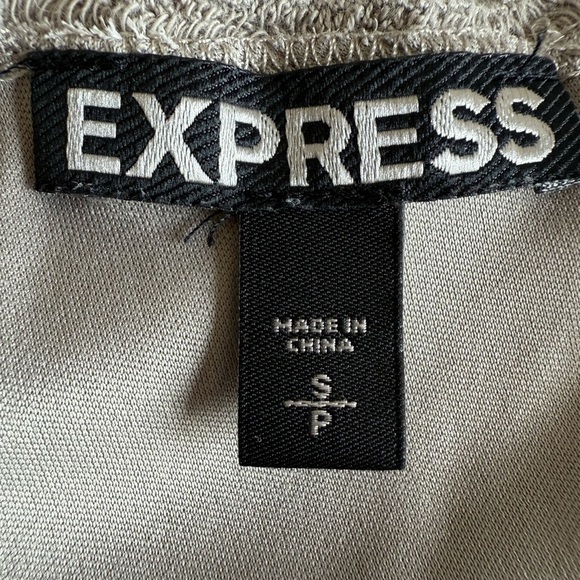 Express Women’s Flowy Dress S White Gray Ombre Ikat Print Boho Crochet Back - Picture 6 of 10